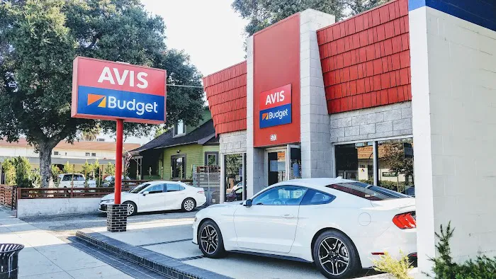 Avis Car Rental Picture 2