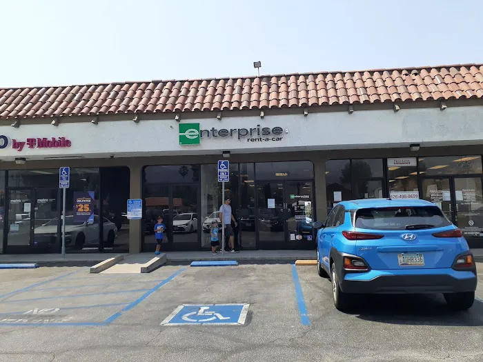 Enterprise Rent-A-Car Picture 2