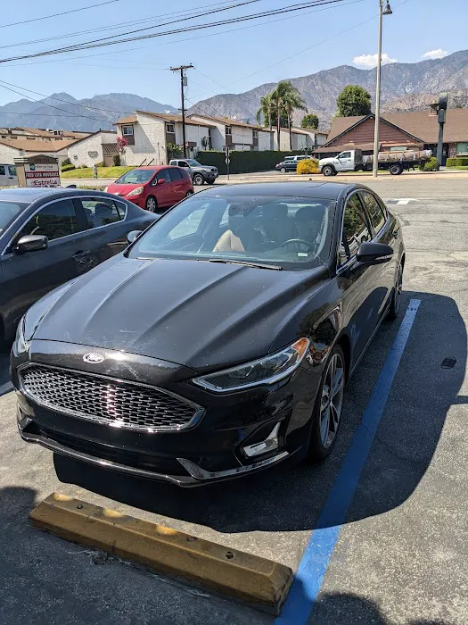 Enterprise Rent-A-Car Picture 7