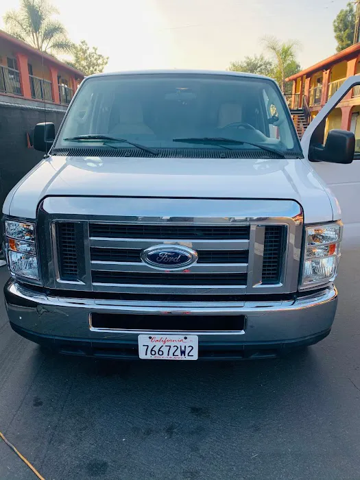 Ten Star Car Rentals Picture 4