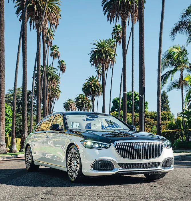 Beverly Hills Car Rental Picture 1