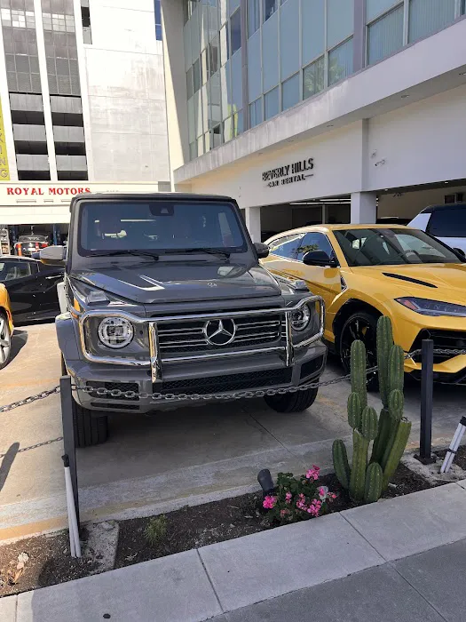 Beverly Hills Car Rental Picture 7