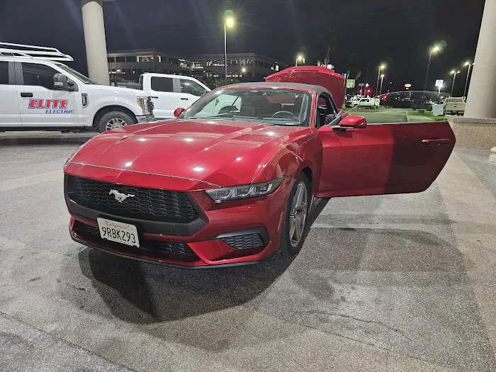 Priceless Car Rental LAX Picture 10
