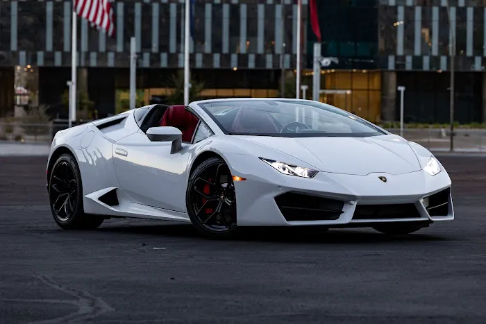 Rev Luxury Autos Picture 1