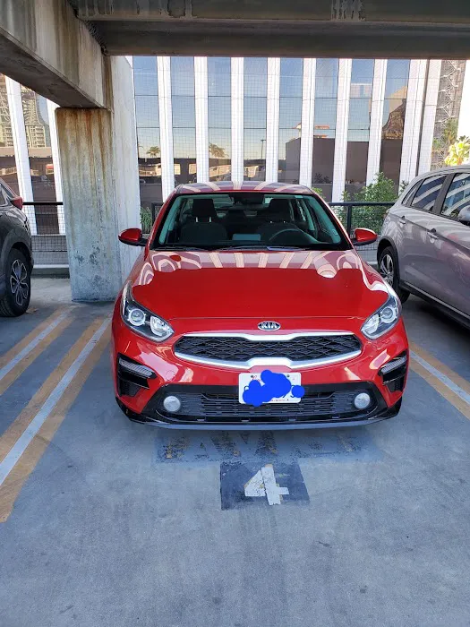 Avis Car Rental Picture 10