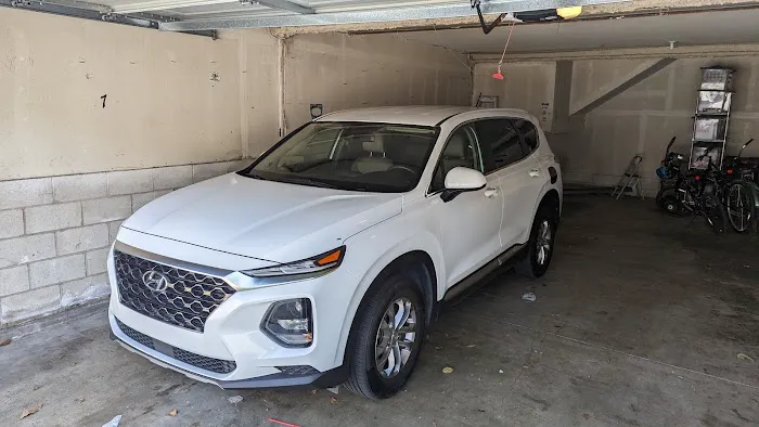 Hertz Car Rental - San Pedro - West 6th Street Picture 9