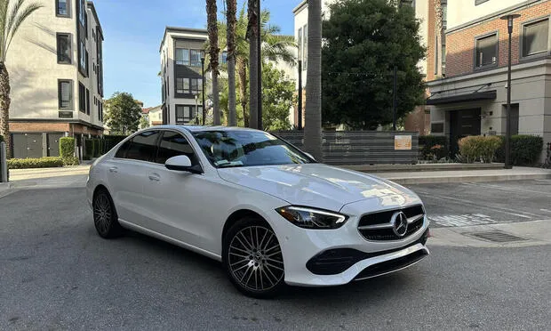 Pacific Coast Car Rental Picture 6
