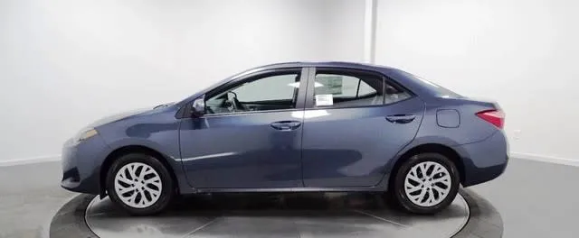 Monthly Car Rental Picture 9