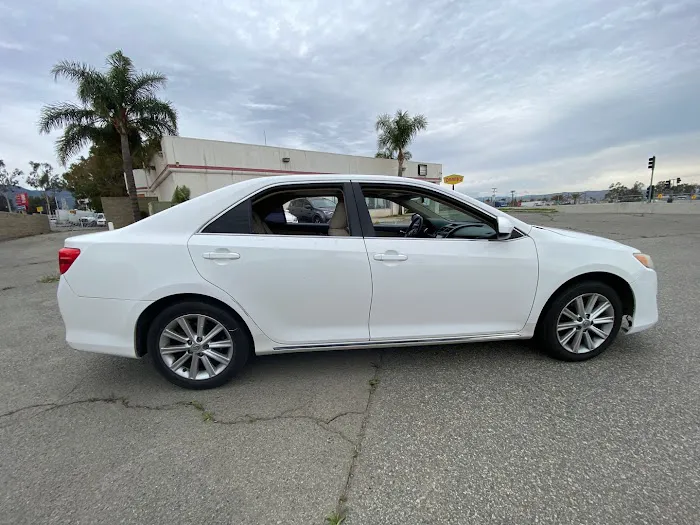 Monthly Car Rental Picture 7