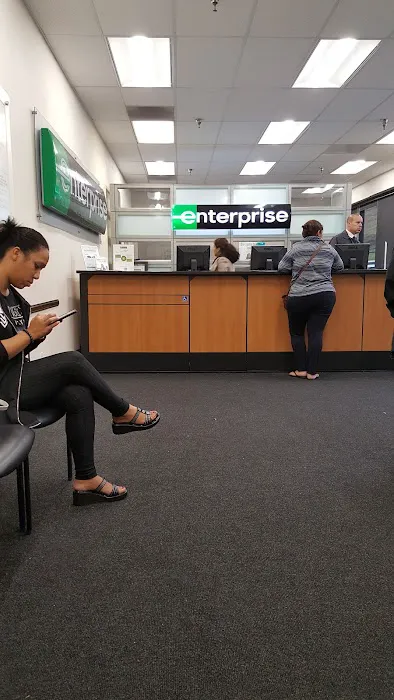 Enterprise Rent-A-Car Picture 7