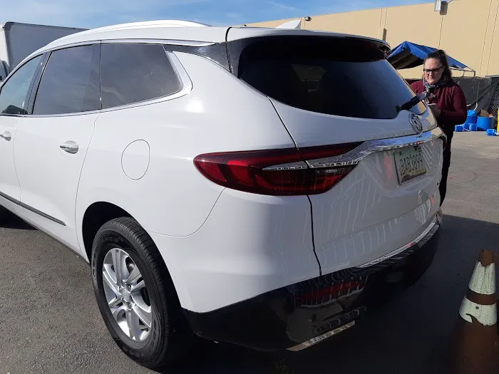 Budget Car Rental Picture 3