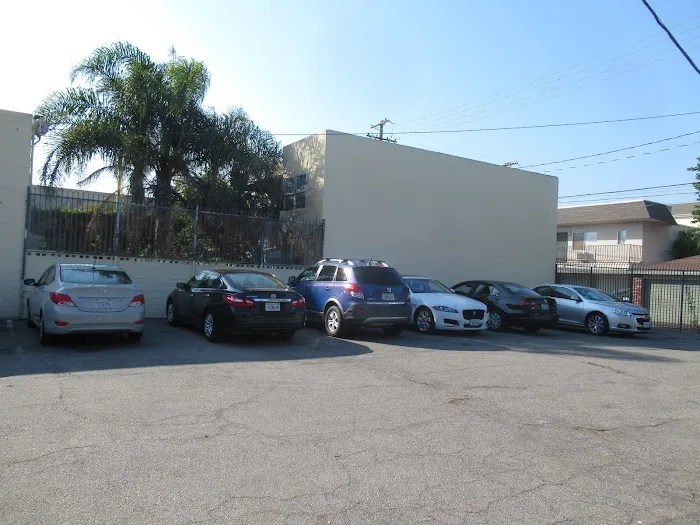 Hertz Car Rental - Burbank - South Victory Boulevard Picture 5