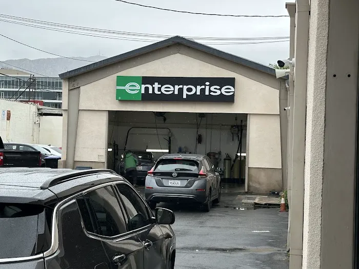 Enterprise Rent-A-Car Picture 1
