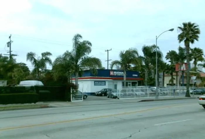 Marathon Car Rental Picture 1