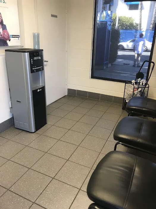 Enterprise Rent-A-Car Picture 5