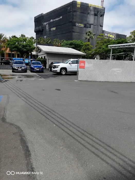 Hertz Car Rental - Anaheim - West Katella Avenue Picture 6