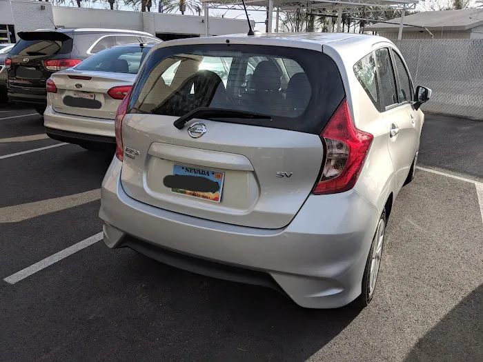 Hertz Car Rental - Anaheim - West Katella Avenue Picture 8
