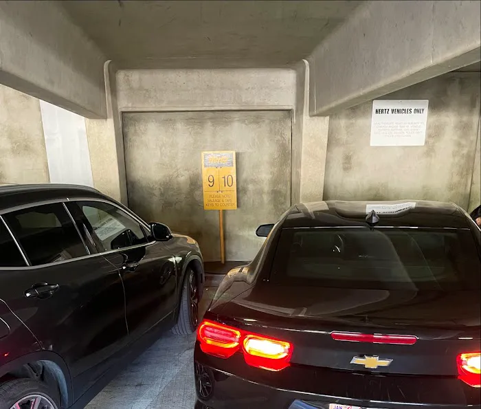 Hertz Car Rental - Anaheim - Marriott Hotel Picture 5