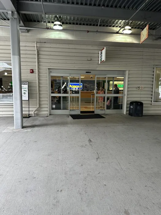 Thrifty Car Rental - Burbank - Bob Hope Airport Picture 7
