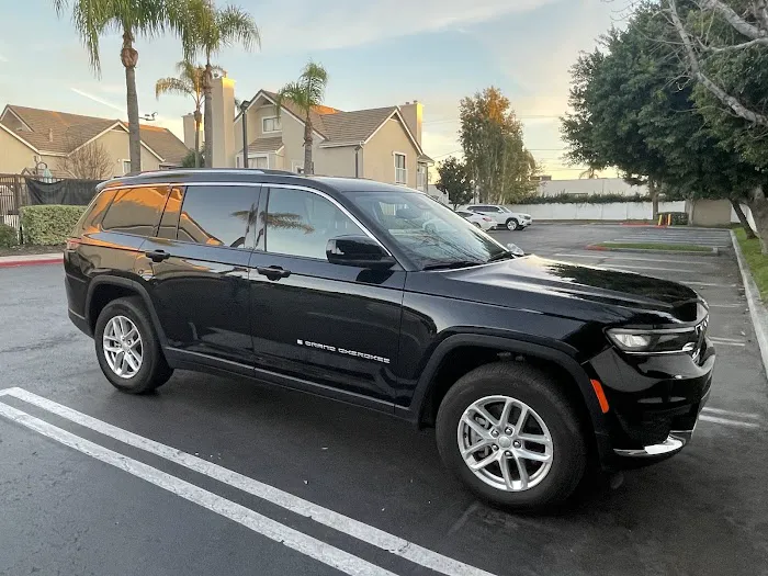 Fox Rent A Car Burbank Picture 10