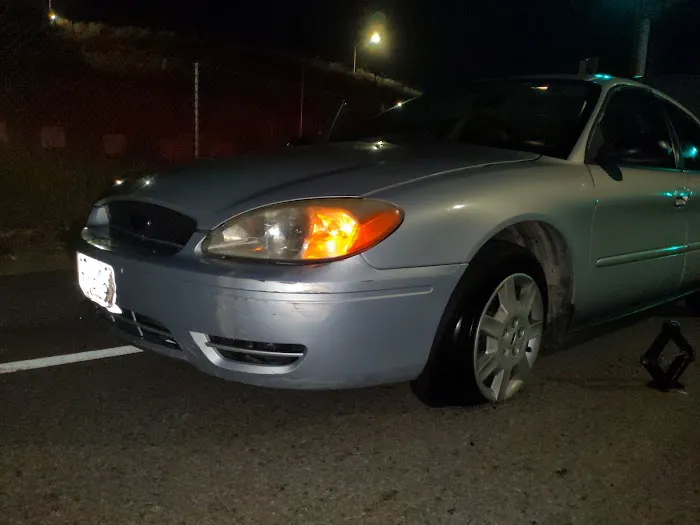 Costless Car Rental - N Hollywood Picture 3