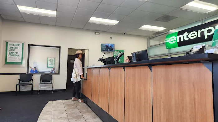 Enterprise Rent-A-Car Picture 3