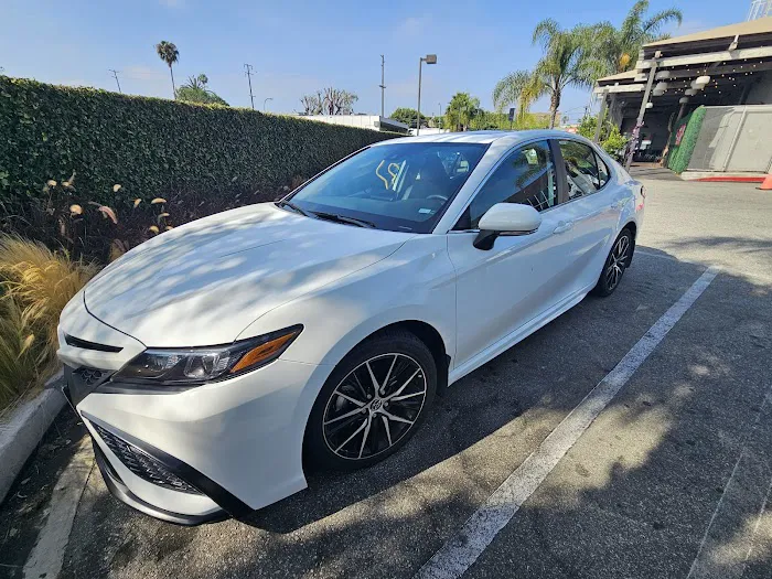 Enterprise Rent-A-Car Picture 4