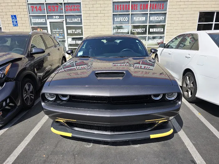 Lee Car Rental Picture 1