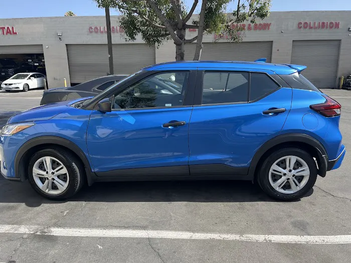 Lee Car Rental Picture 6