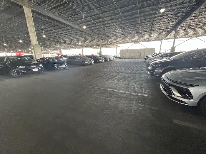 Avis Car Rental Picture 3