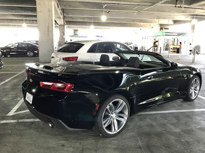 Avis Car Rental Picture 7