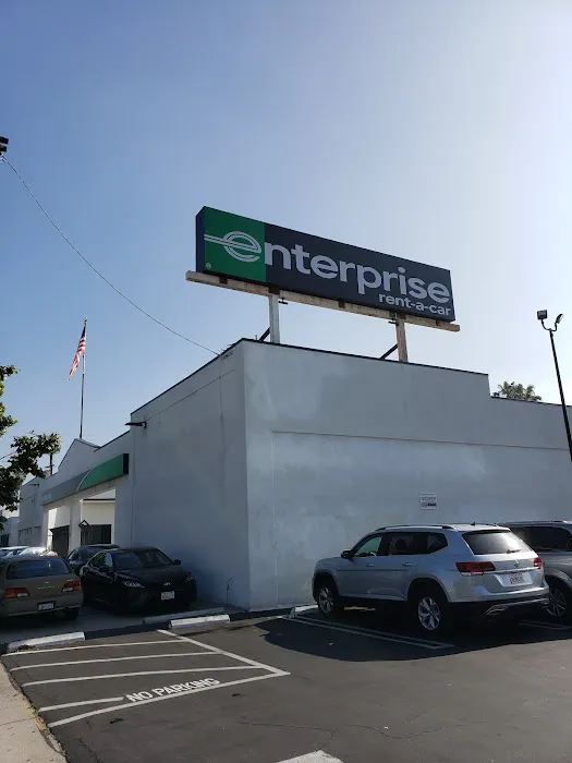 Enterprise Rent-A-Car Picture 4