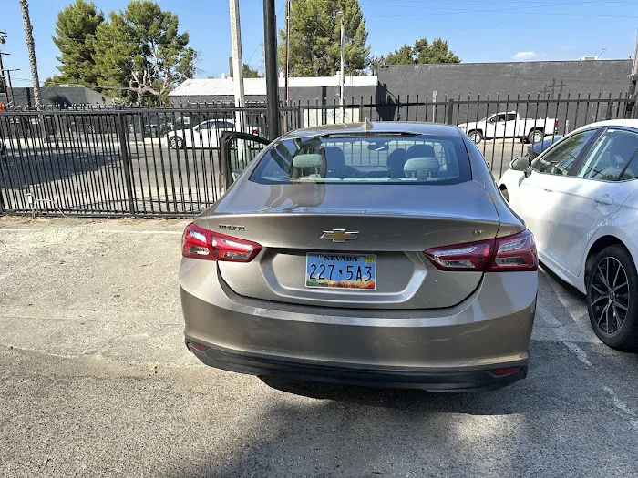 Avis Car Rental Picture 5