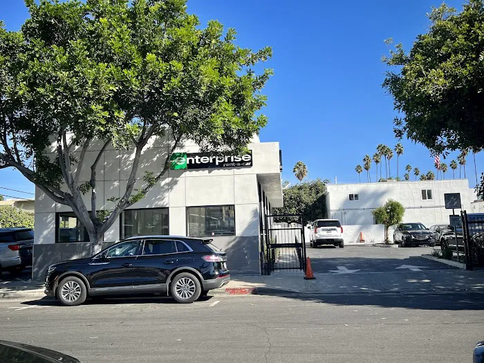 Enterprise Rent-A-Car Picture 4
