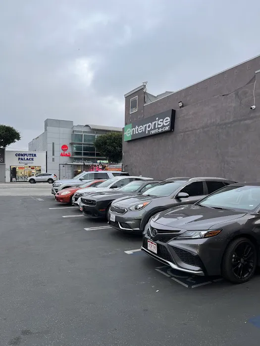 Enterprise Rent-A-Car Picture 6