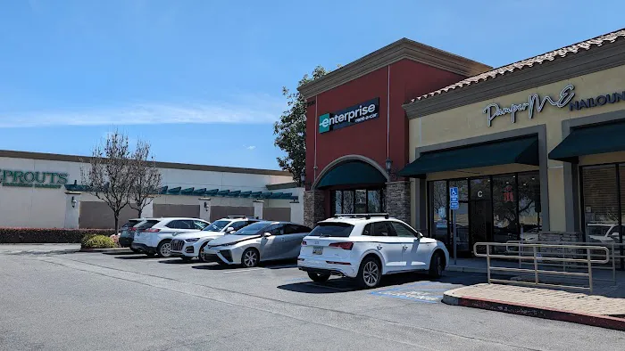 Enterprise Rent-A-Car Picture 2