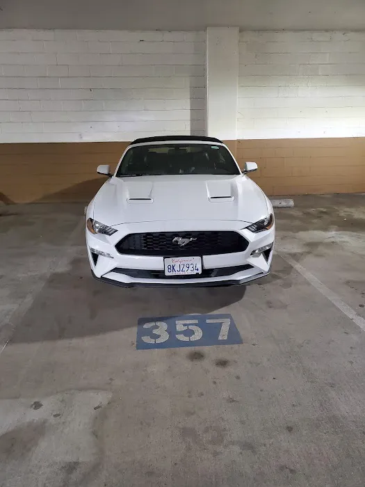 Hertz Car Rental - North Hollywood - Lankershim Boulevard Picture 7