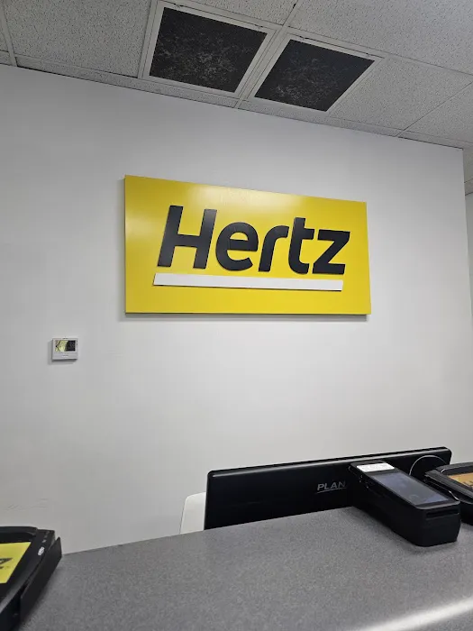 Hertz Car Rental - Santa Monica - Santa Monica Boulevard Picture 3