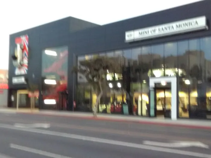 Hertz Car Rental - Santa Monica - Santa Monica Boulevard Picture 9