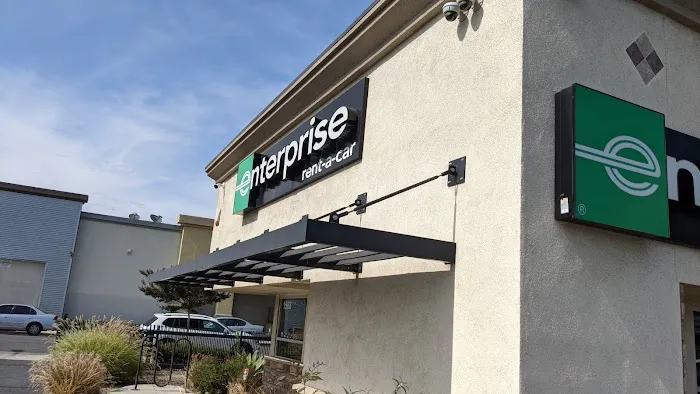 Enterprise Rent-A-Car Picture 3