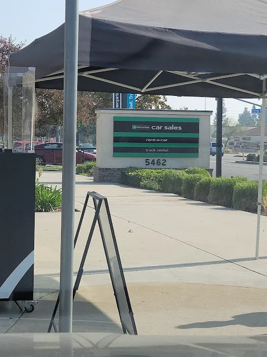 Enterprise Rent-A-Car Picture 9