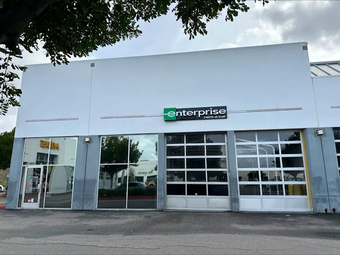 Enterprise Rent-A-Car Picture 8