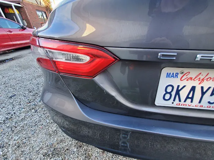 Avis Car Rental Picture 4