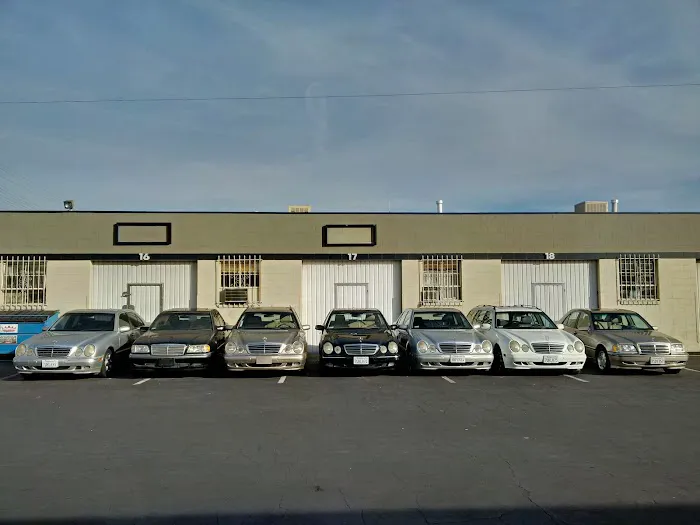 Rent-A-Benz Picture 3