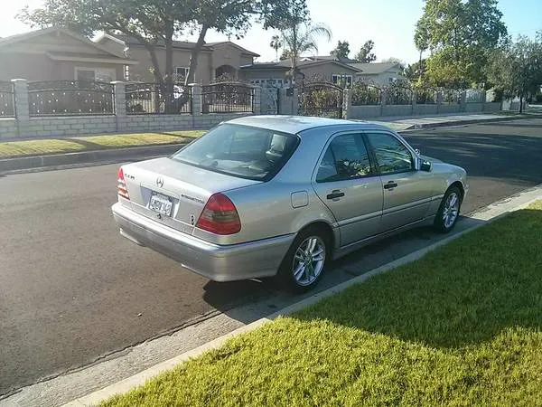 Rent-A-Benz Picture 6