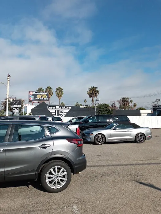 Hertz Car Rental - Van Nuys - Van Nuys Boulevard Picture 5