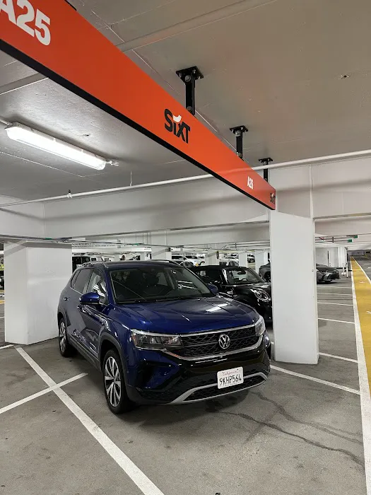 SIXT Rent A Car Orange County Airport Picture 10