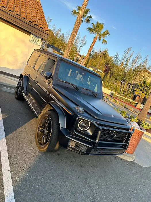 Top Shelf Luxury Car Rentals Picture 10