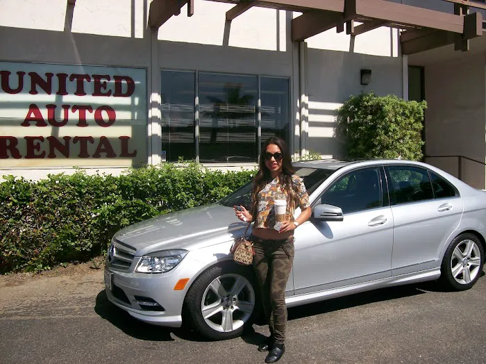 United Auto Rental, Inc. Picture 2