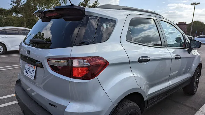 Avis Car Rental Picture 5